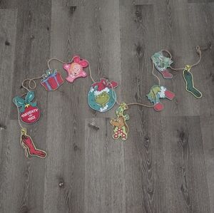 Dr. Seuss The Grinch Who Stole Christmas Wall Garland